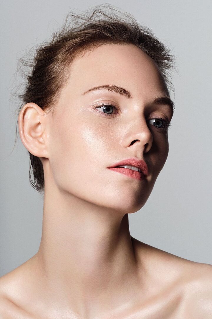 Porträt junge Frau | Clean Beauty Concept