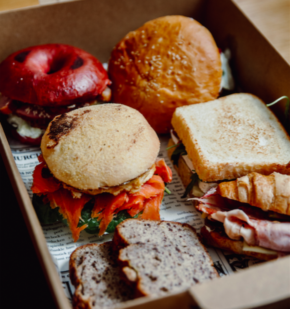 Brunch im  Paradoxon. |Patrick Langwallner