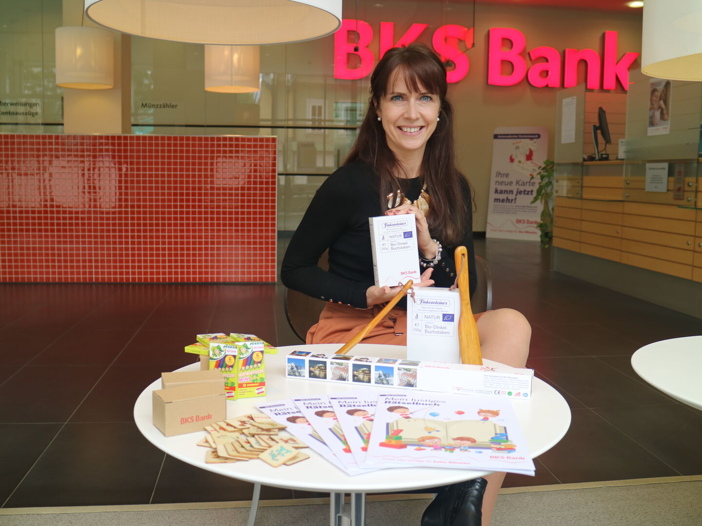 Tolle Geschenke warten in den BKS-Filialen | Credit: BKS