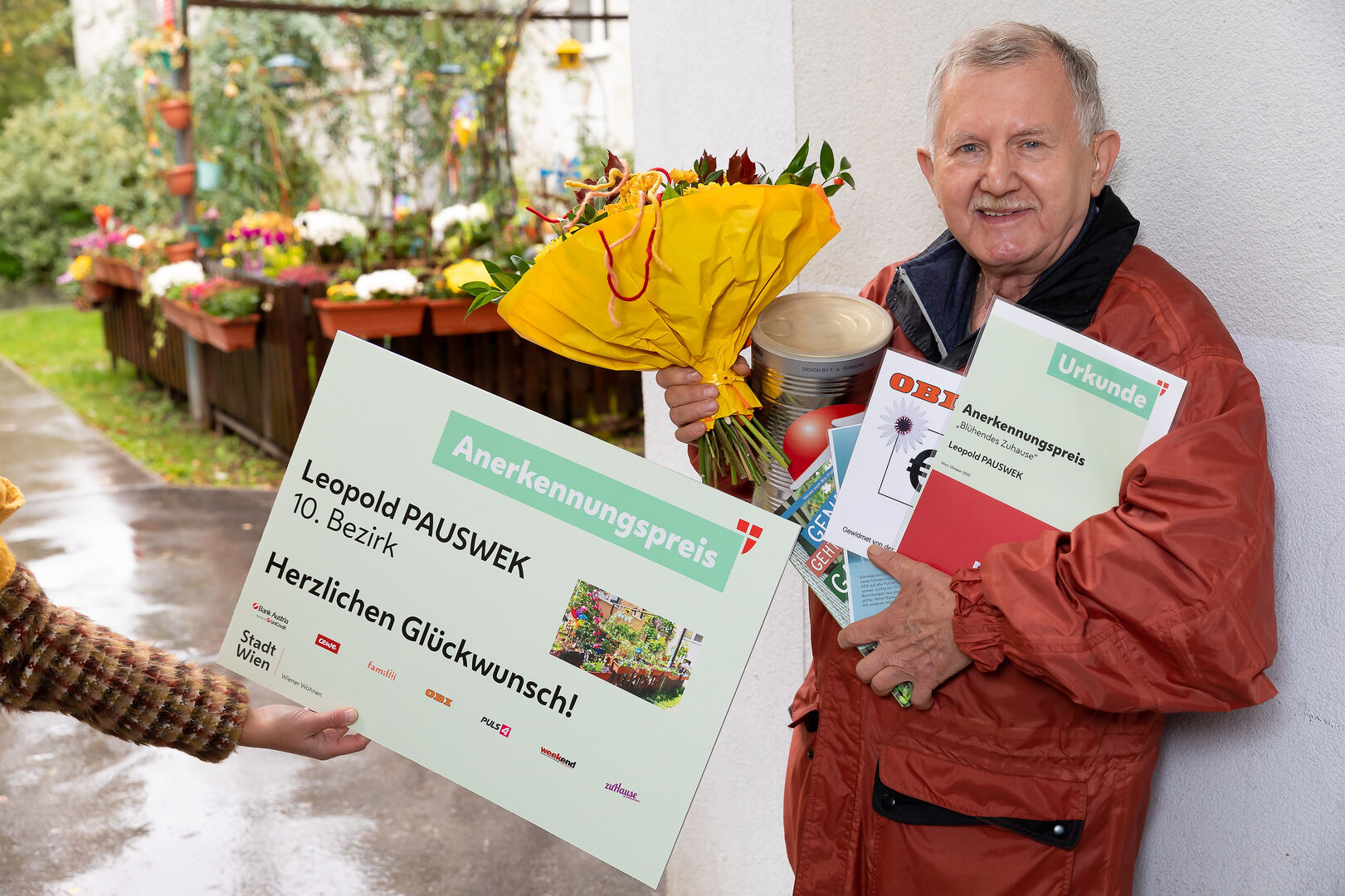 Leopold Pauswek wird ausgezeichnet