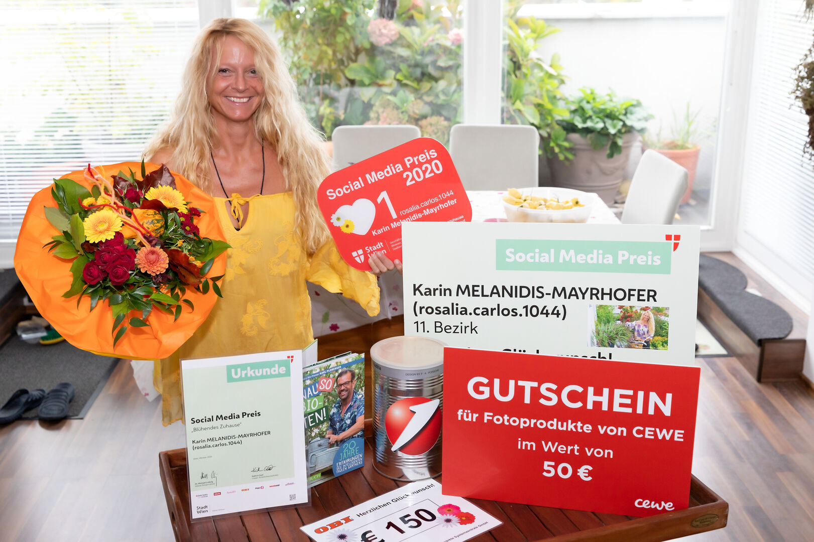 Blumen für die Preisträgerin