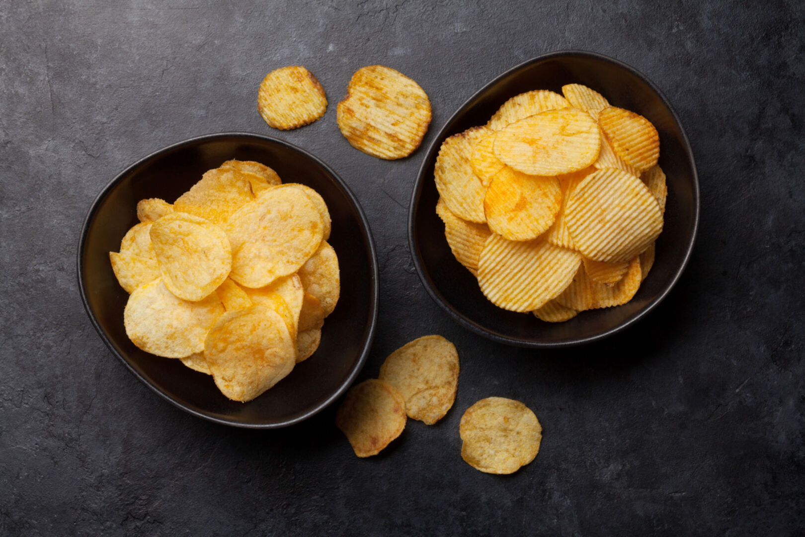 Kartoffelchips | Credit: iStock.com/karandaev