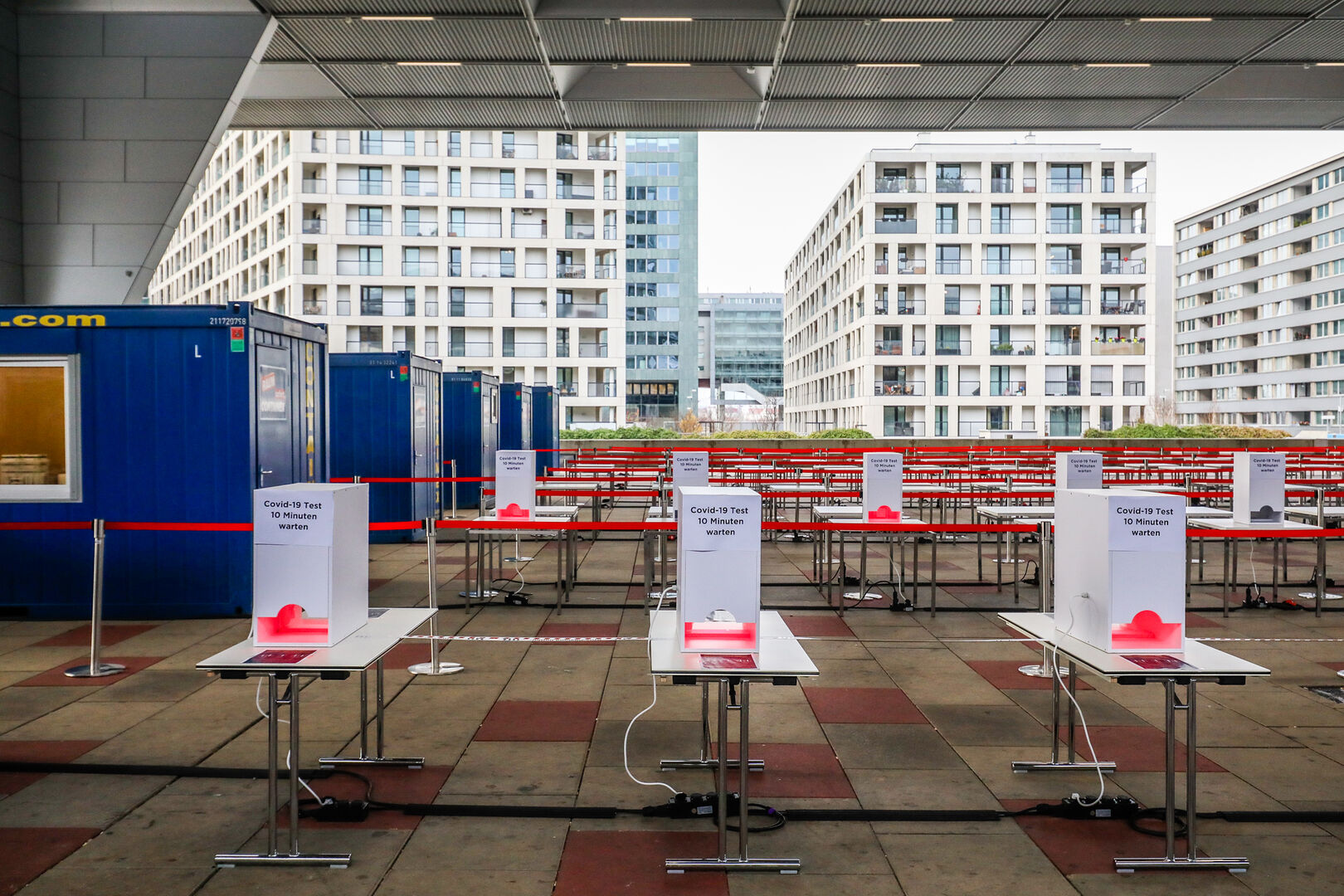 Corona-Teststraße beim Austria Center.