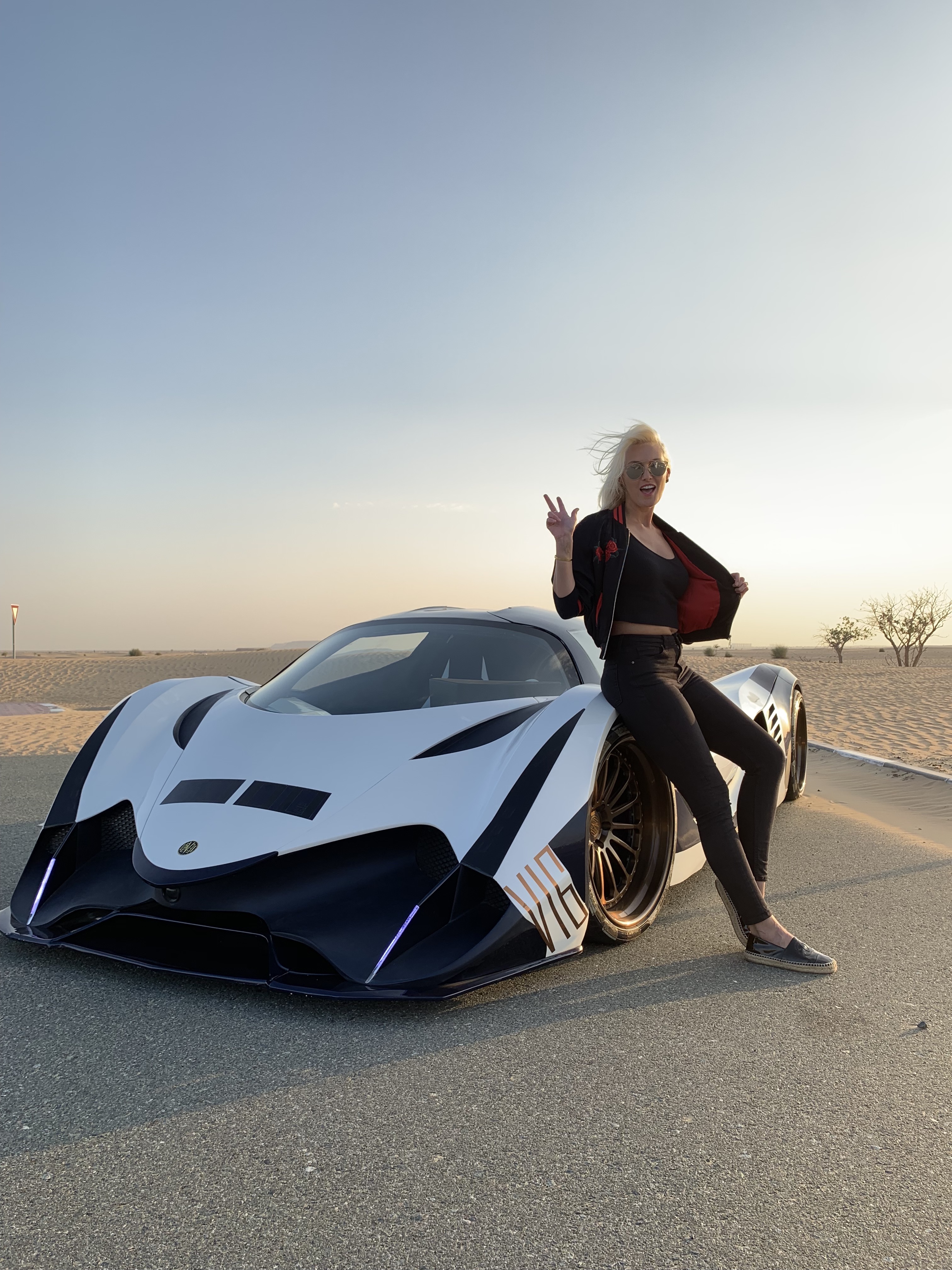 Supercar Blondie Devel Sixteen | Credit: supercarblondie