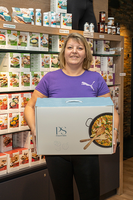 Bettina will ihre Ernährung umstellen.