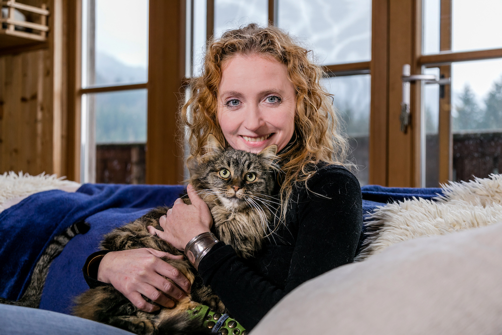 Katzenpsychologin Michaela Knosp | Credit: Gut Aiderbichl/Pamina Pollanz