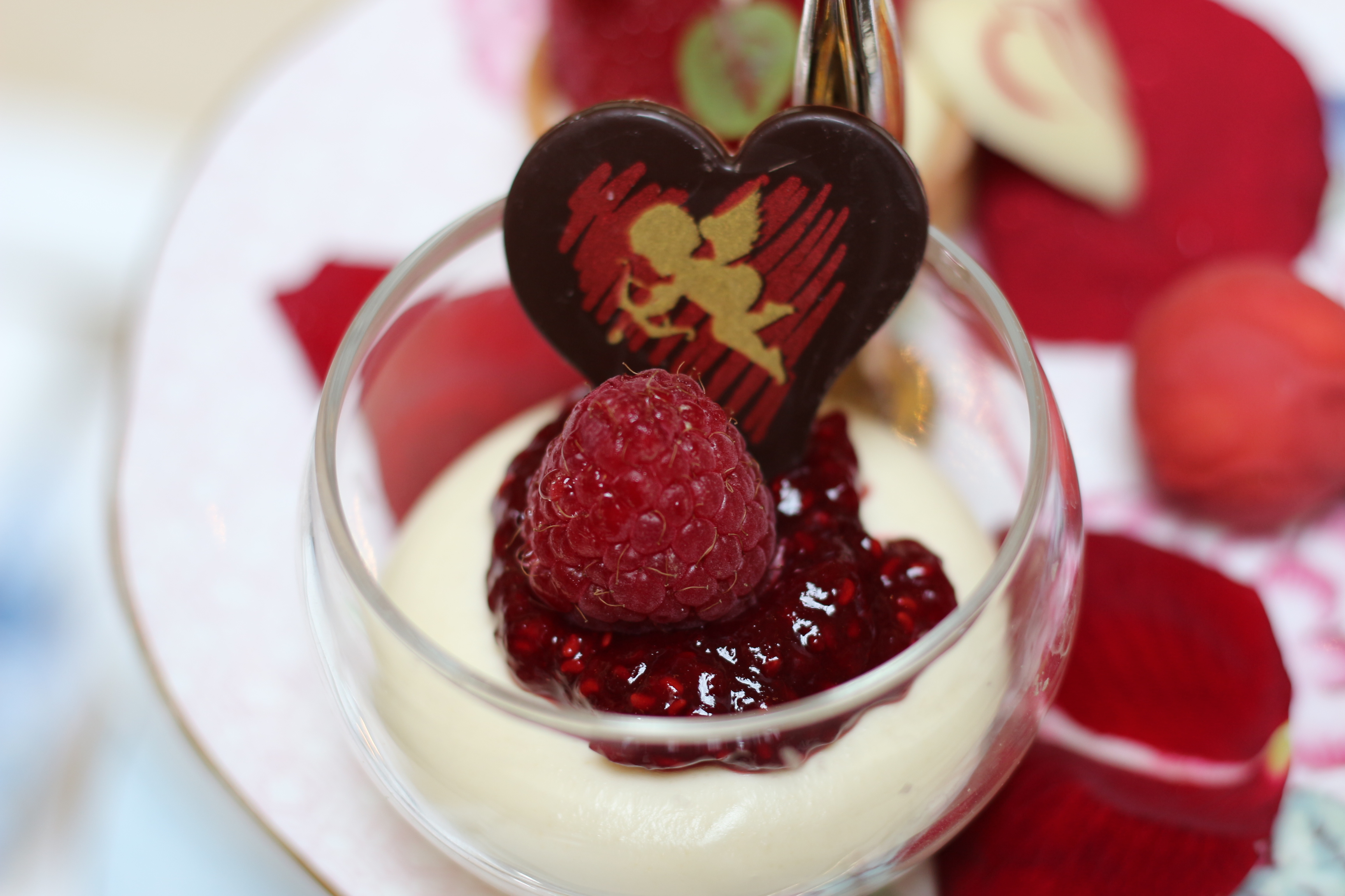 Valentinstag-Dessert aus den Restaurants &quot;Die Küche Wien&quot; und &quot;EDVARD&quot;
