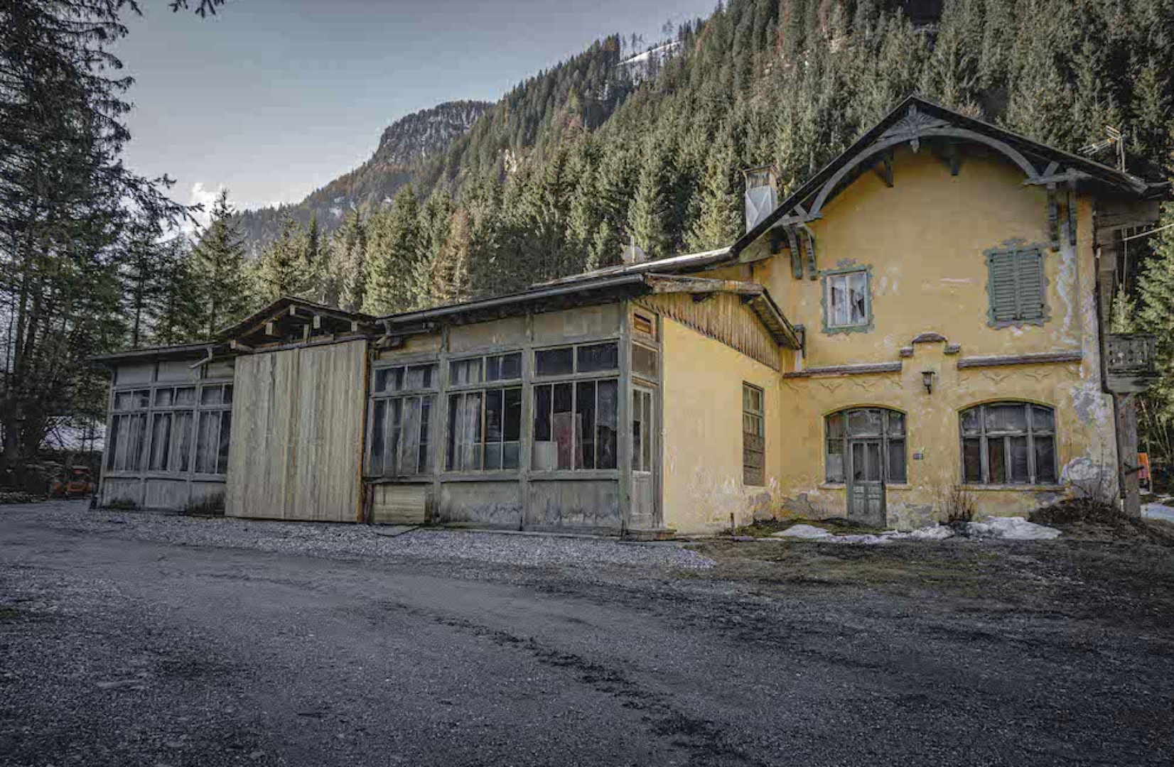 Alt, verfallen und verlassen | Credit: urbex_photography_roli