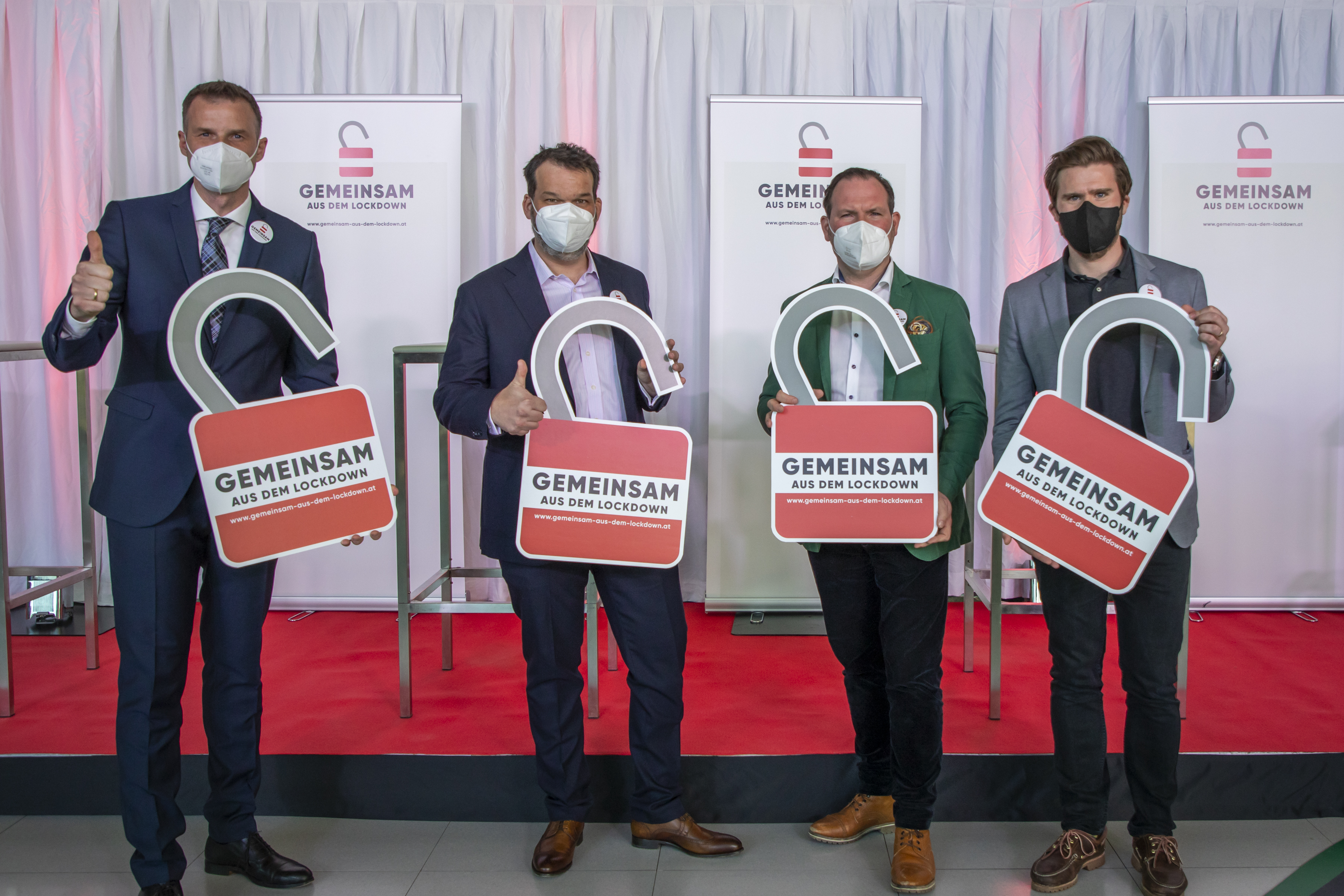 Vertreter der IG &quot;Gemeinsam aus dem Lockdown&quot; | Credit: MATCH/Peter Krivograd