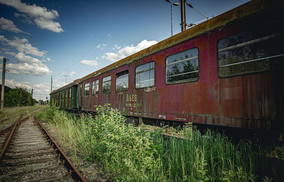 Alter ÖBB-Zug | Credit: urbex_photography_roli