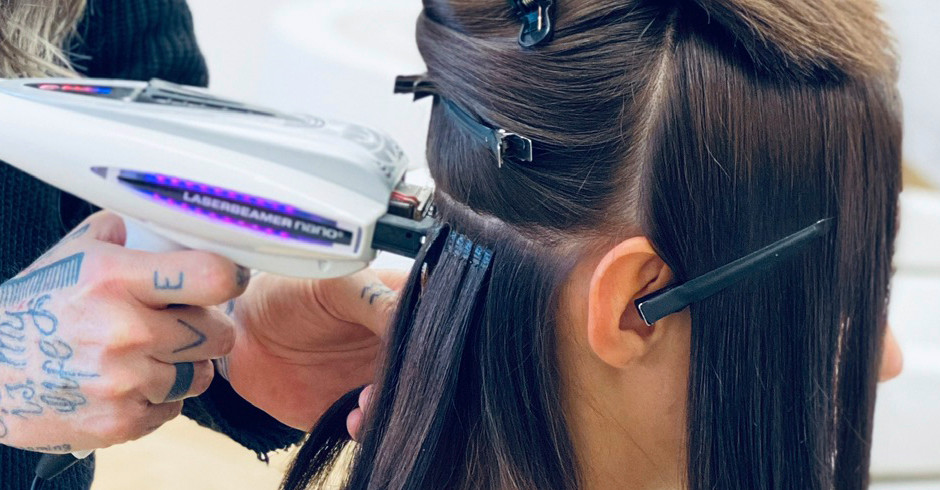 Haarverlängerung mit Tape-Extensions