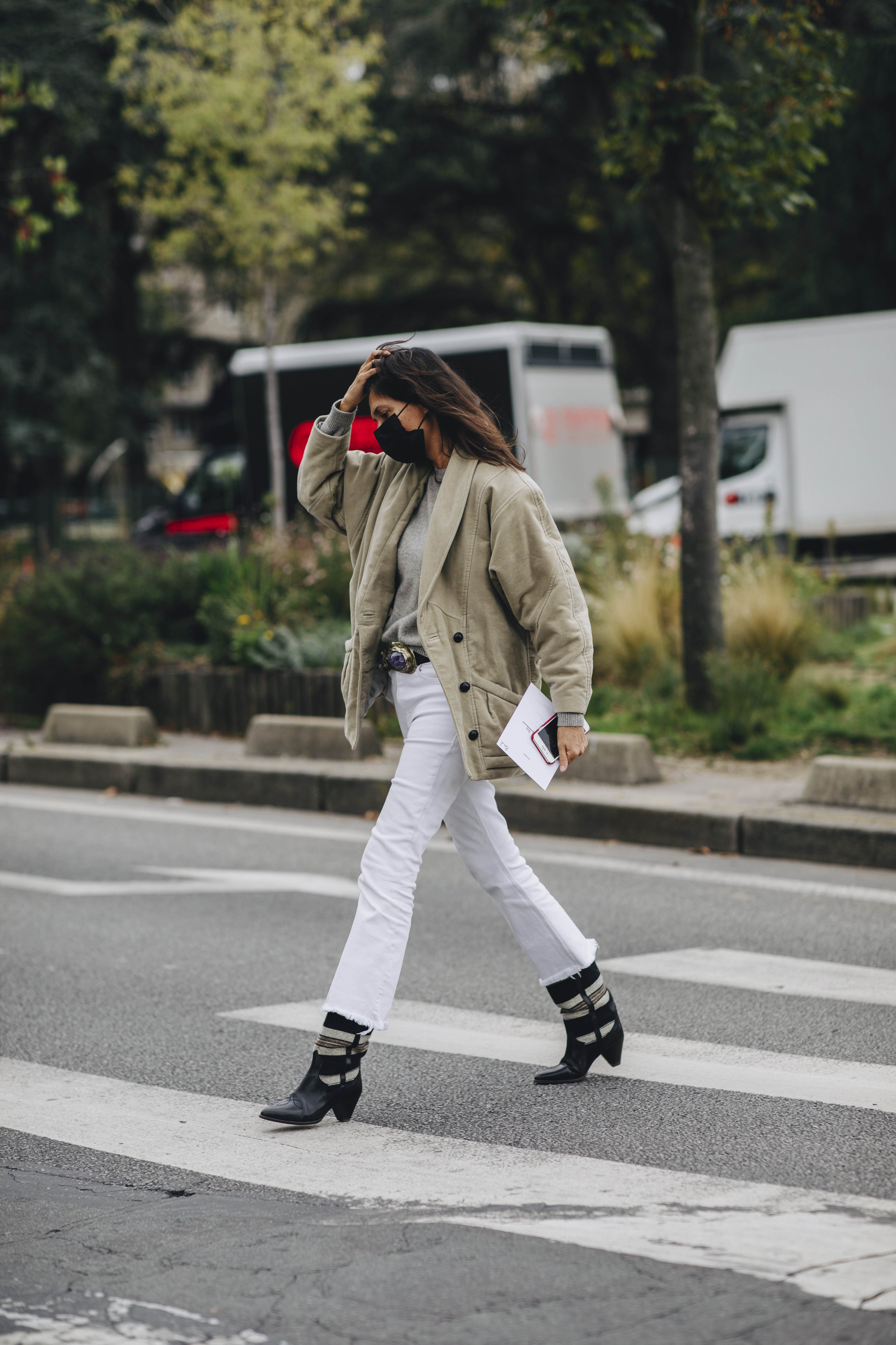 Paris Street Style SS21 white jeans