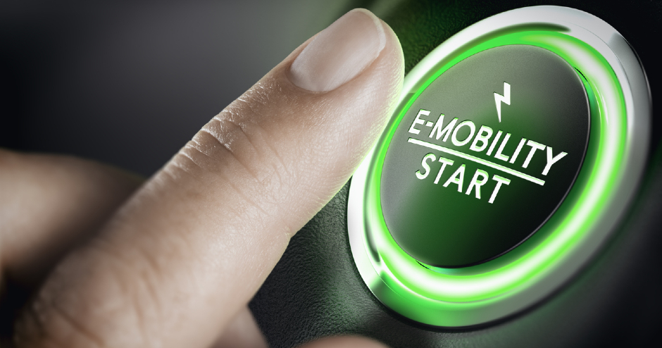 Verschiedene E-Varianten stehen Autofahrern zur Auswahl | Credit: iStock.com/Olivier Le Moal