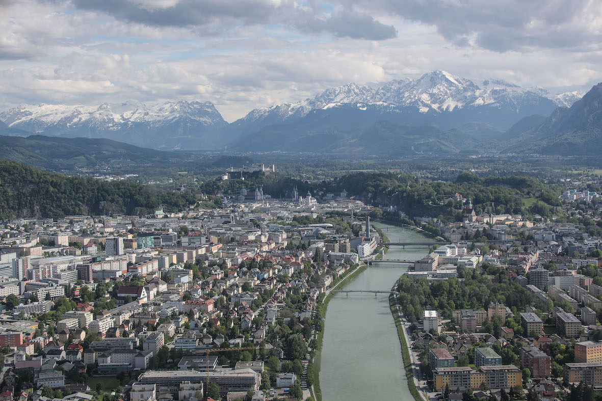 Stadt Salzburg aus der Luft | Credit: www.neumayr.cc