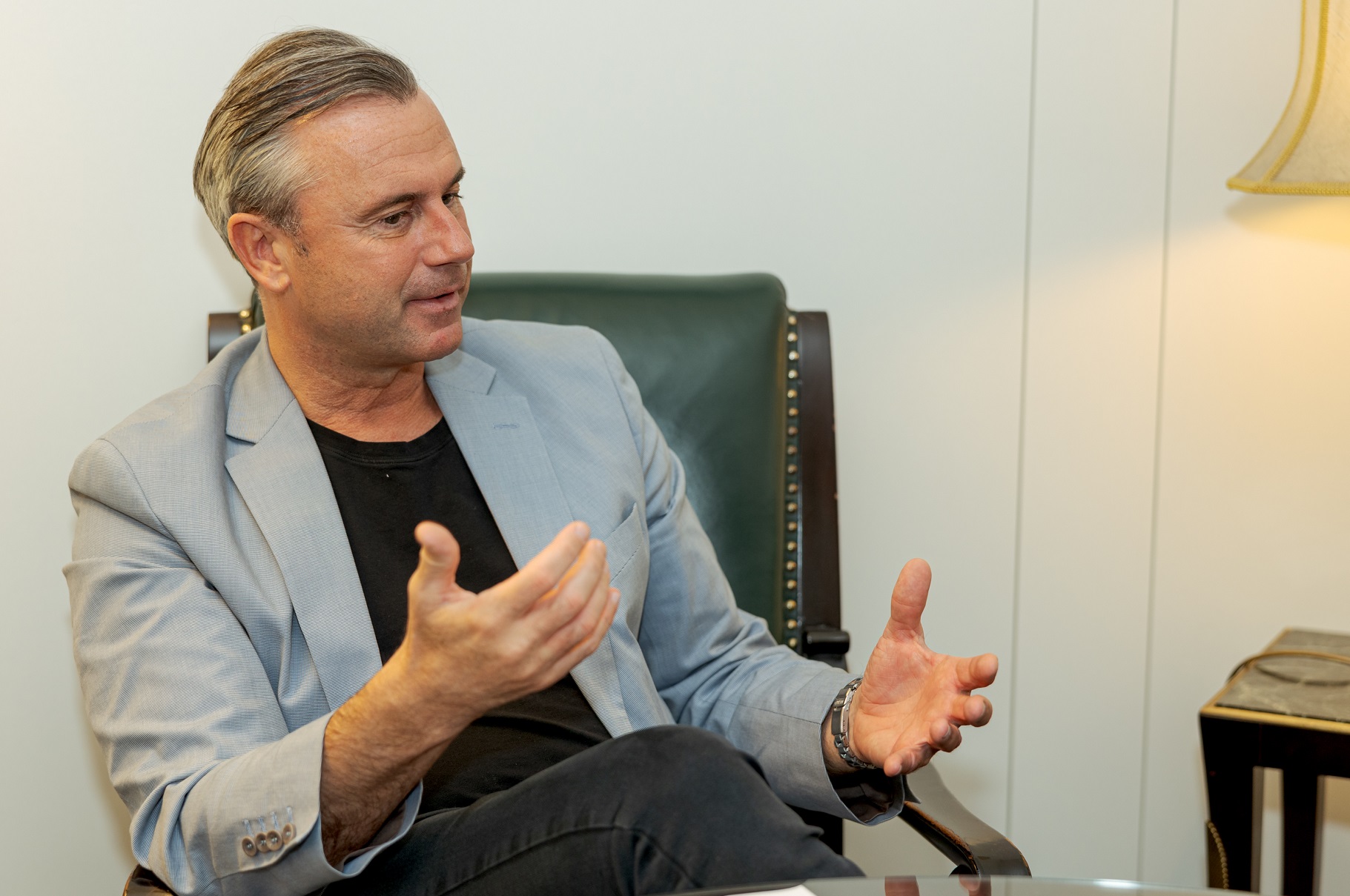 Norbert Hofer im Gespräch in der Parlamentsdirektion
