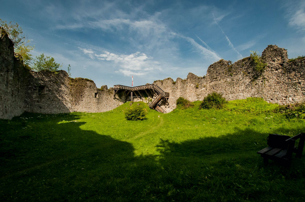 Plainburg: Innenhof | Credit: Martina Weiss