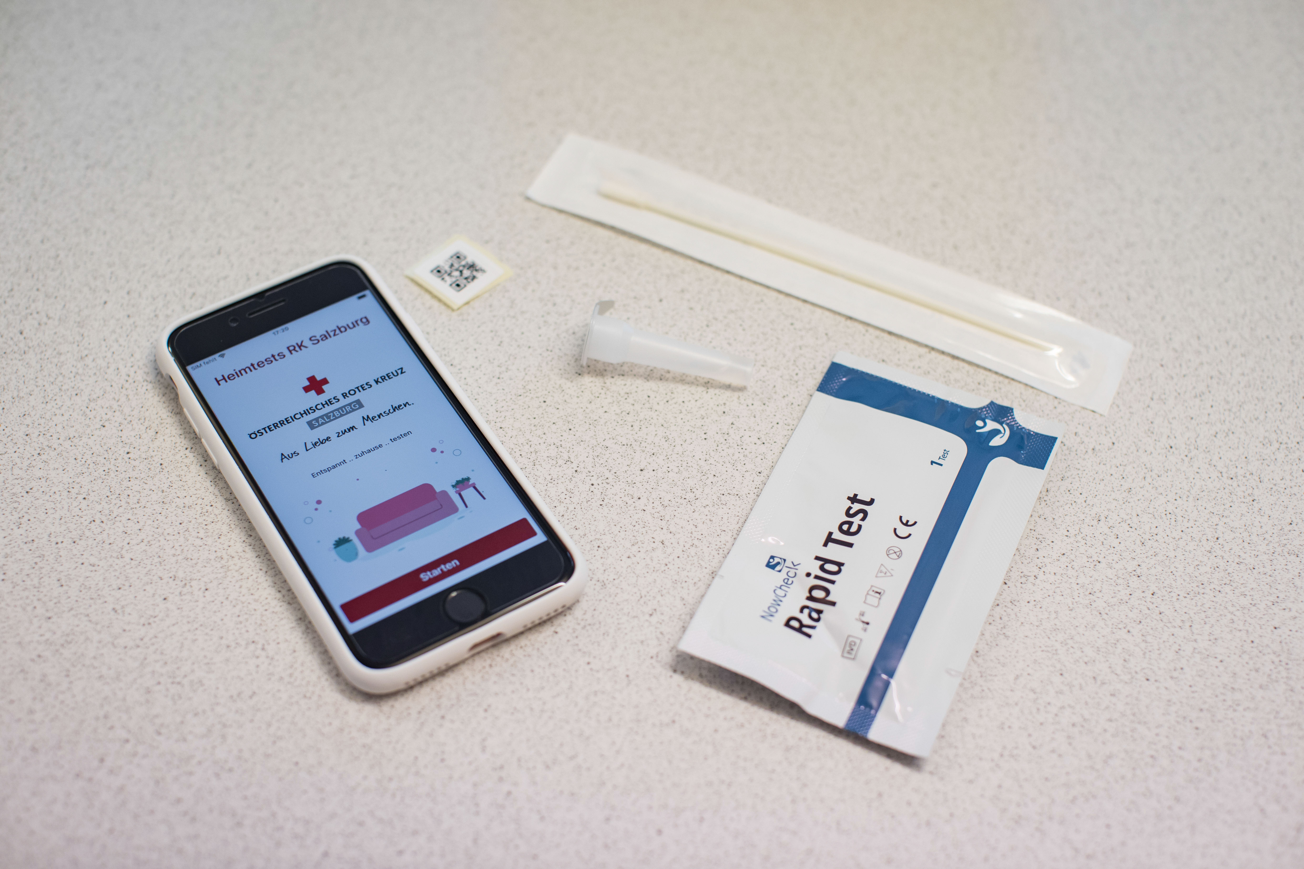 Corona-Selbsttest | Credit: www.neumayr.cc