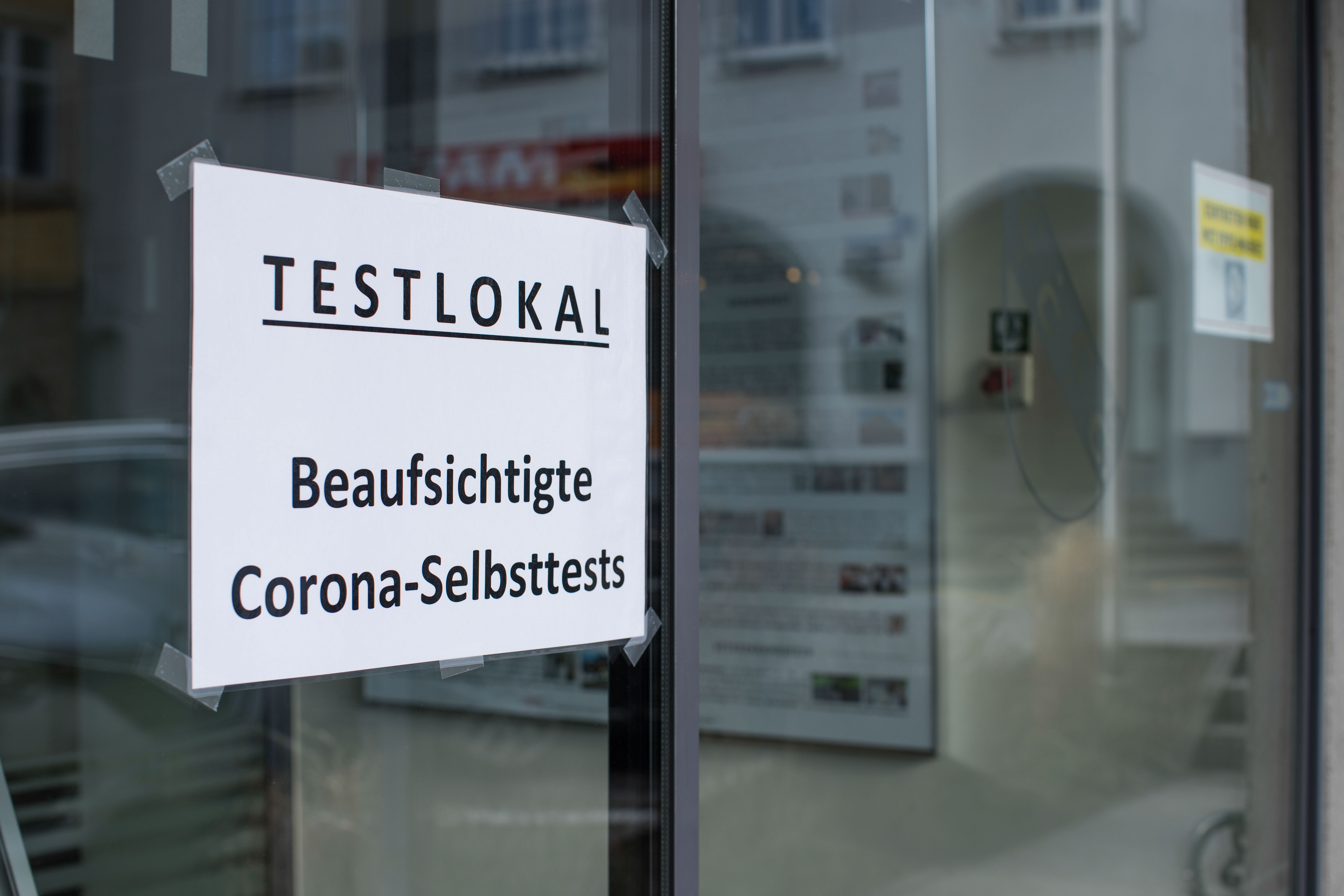 Teststation in Salzburg | Credit: www.neumayr.cc