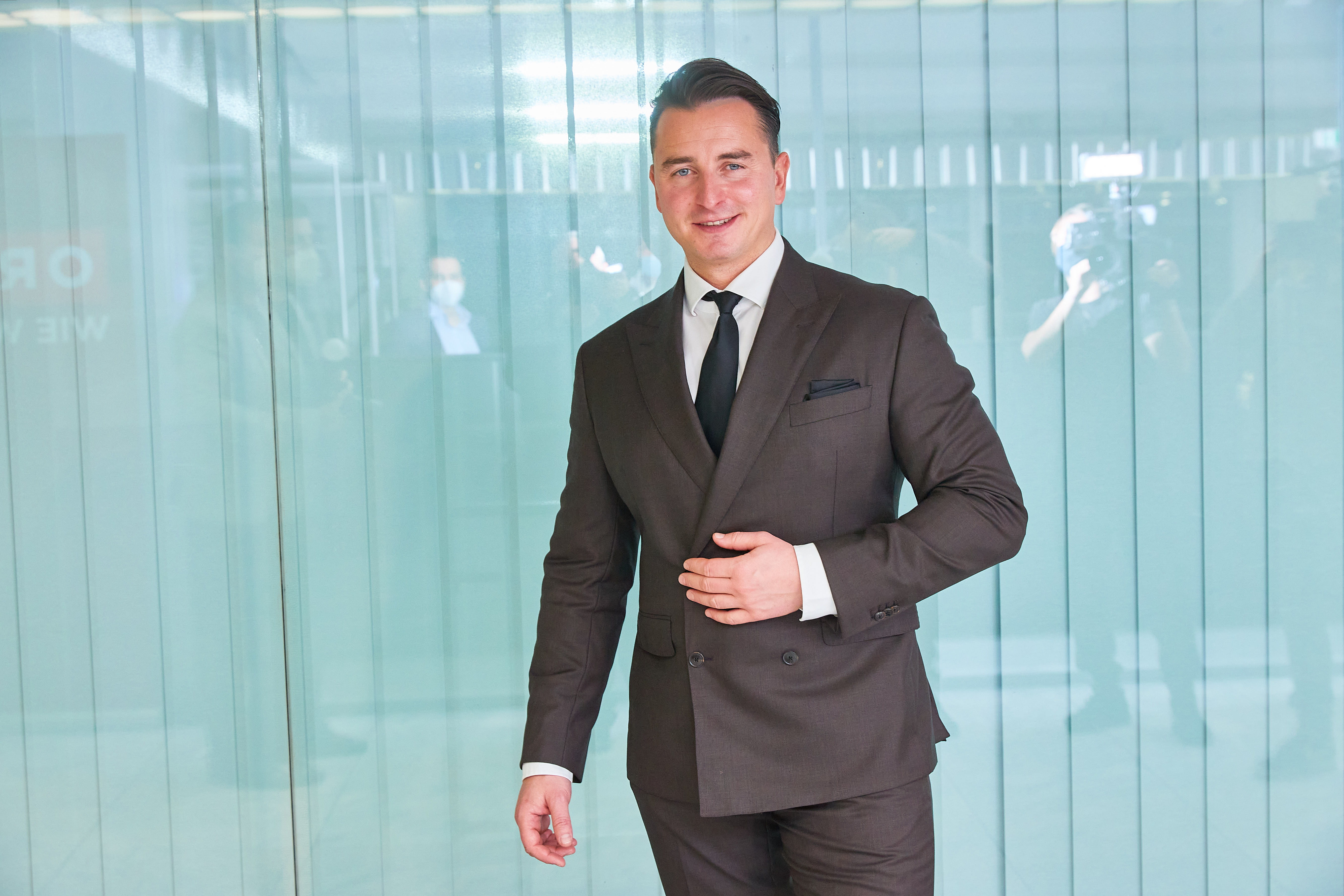 Andreas Gabaliers neuer Song „LiebeLeben“ feiert die Liebe für alle.