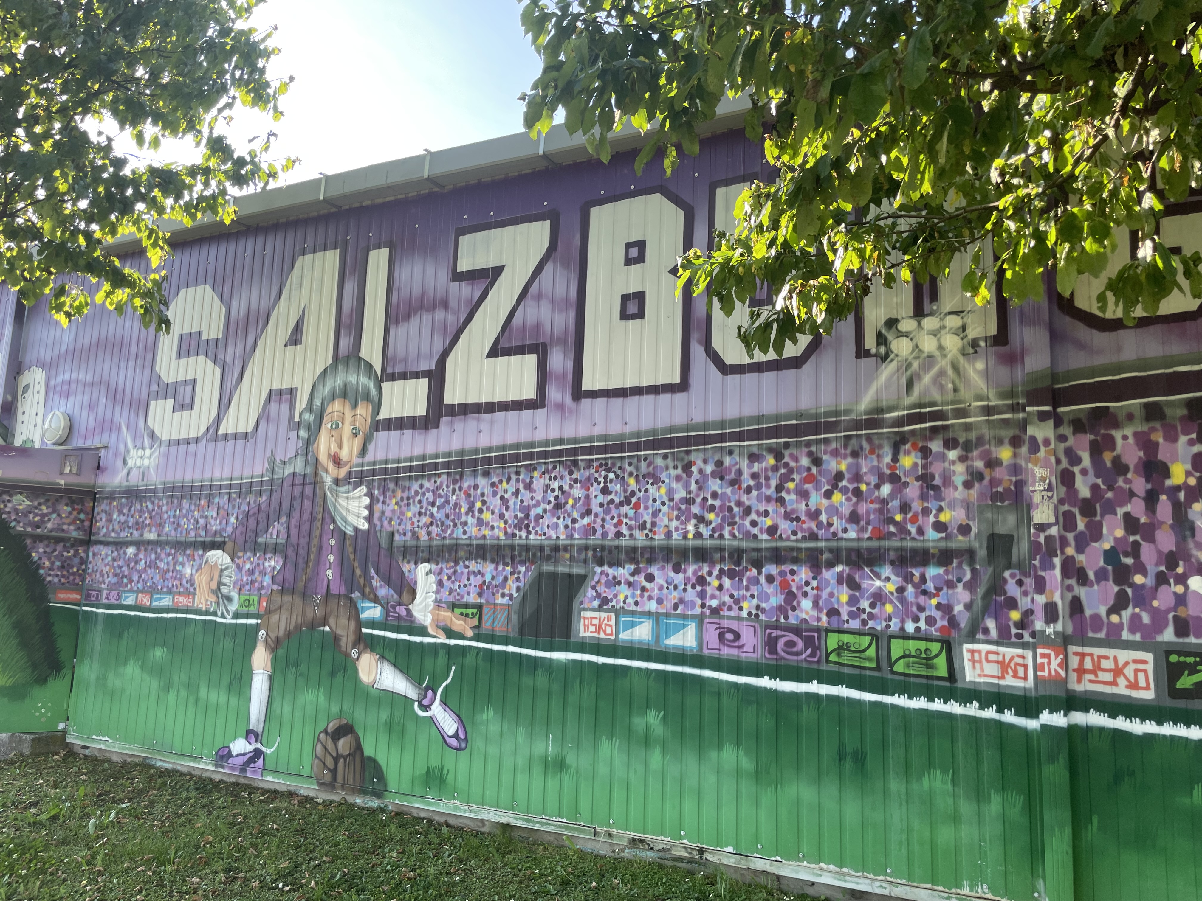 Askö Sporthalle: Fußball-Mozart | Credit: Simone Reitmeier