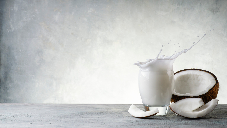 &quot;Cool down&quot; mit Kokos | Credit: iStock.com/Luigi Giordano