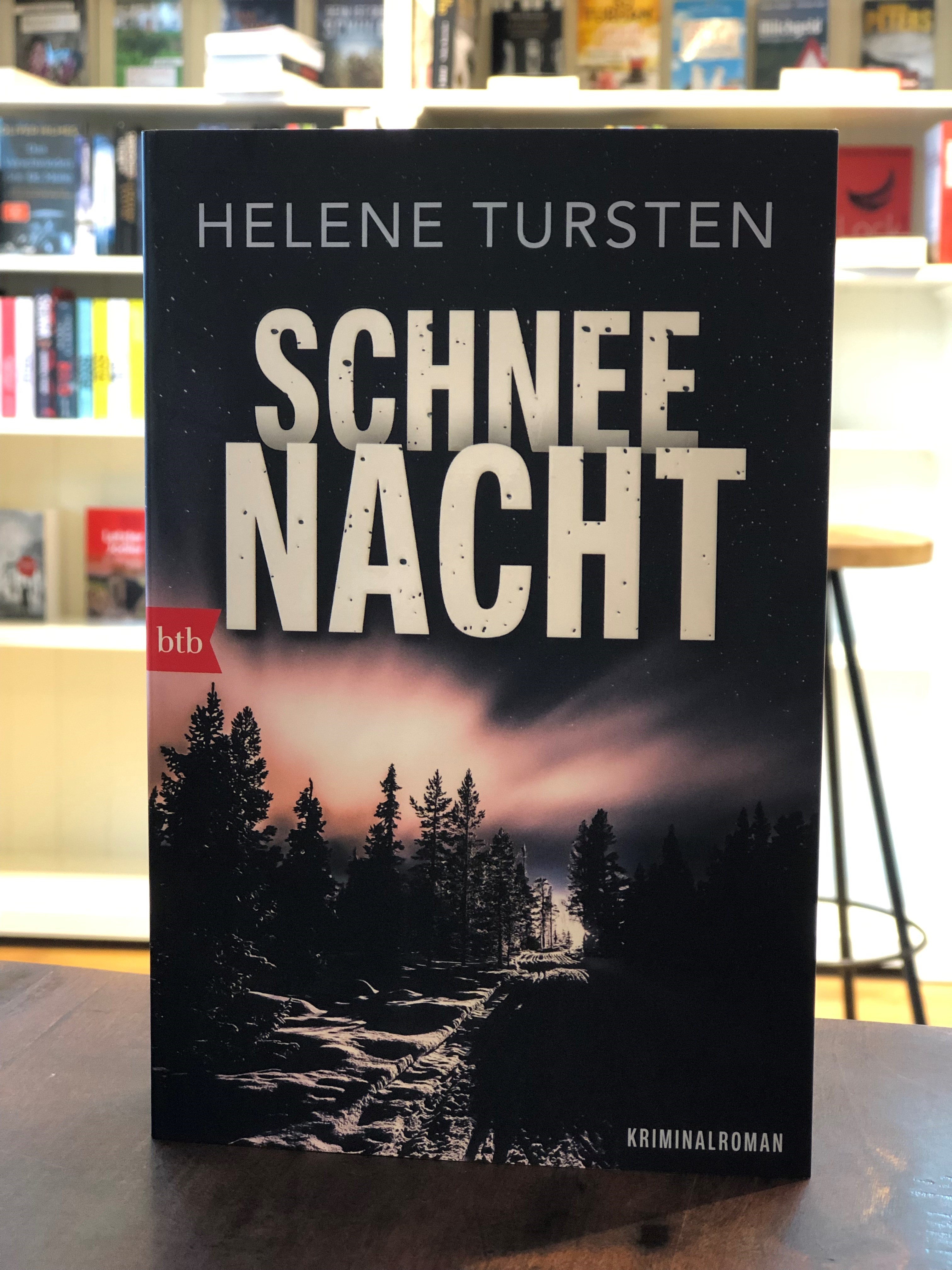 Helene Tursten: Schneenacht | Credit: Krimi Helden