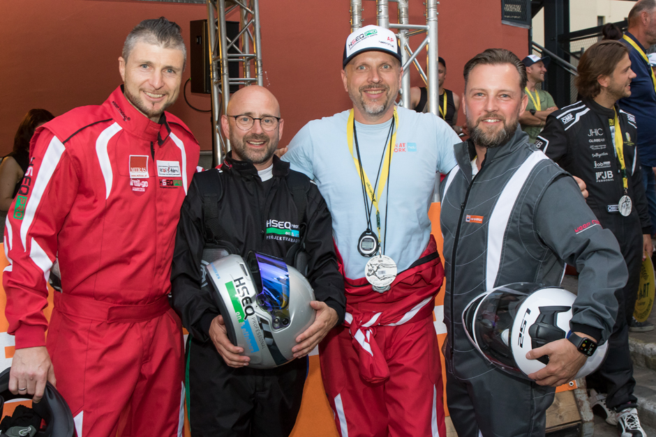 Lächeln nach dem Rennen