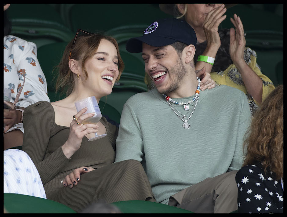 Phoebe Dynevor mit Pete Davidson