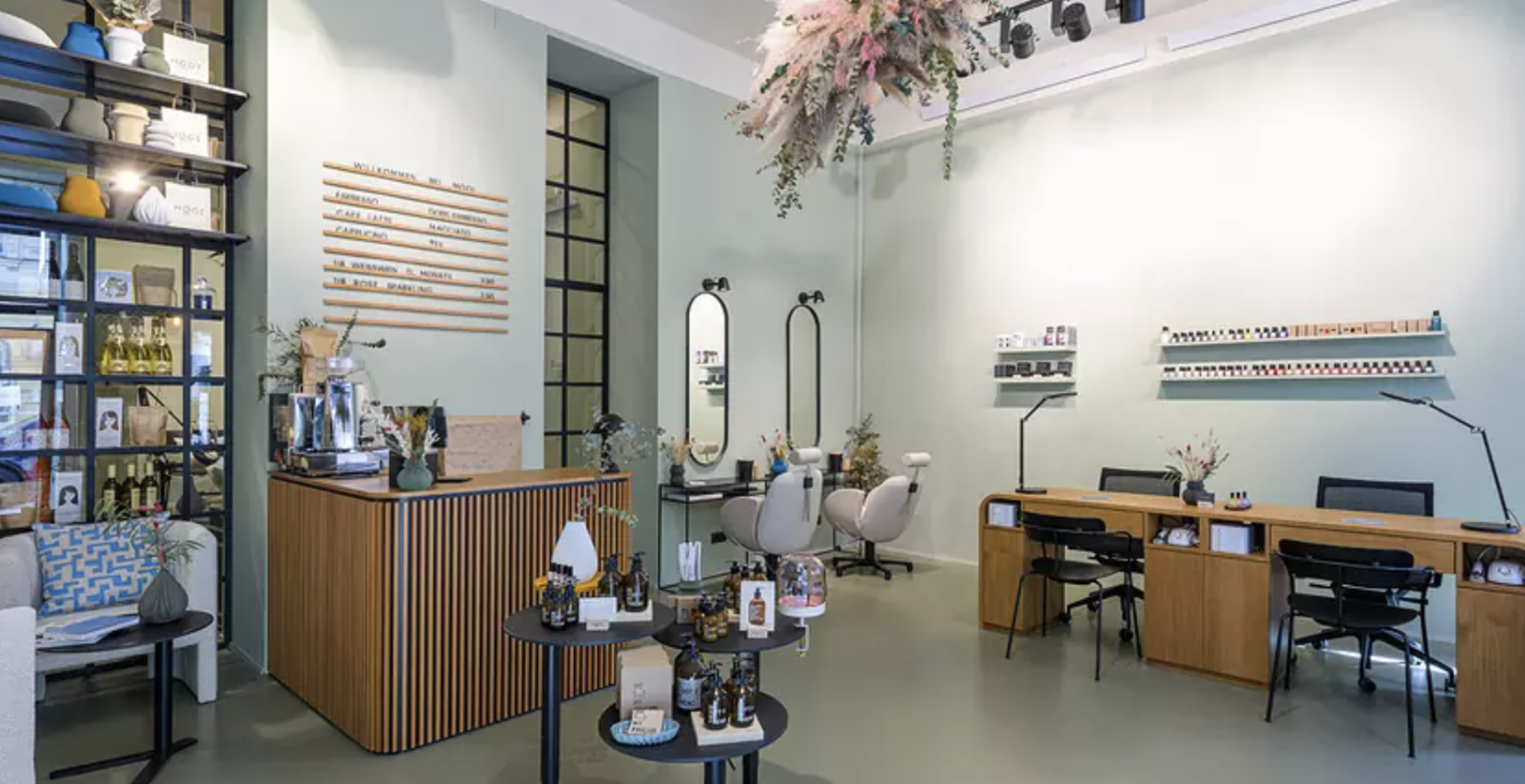 Blick in den Ladenraum des Mooi Shops