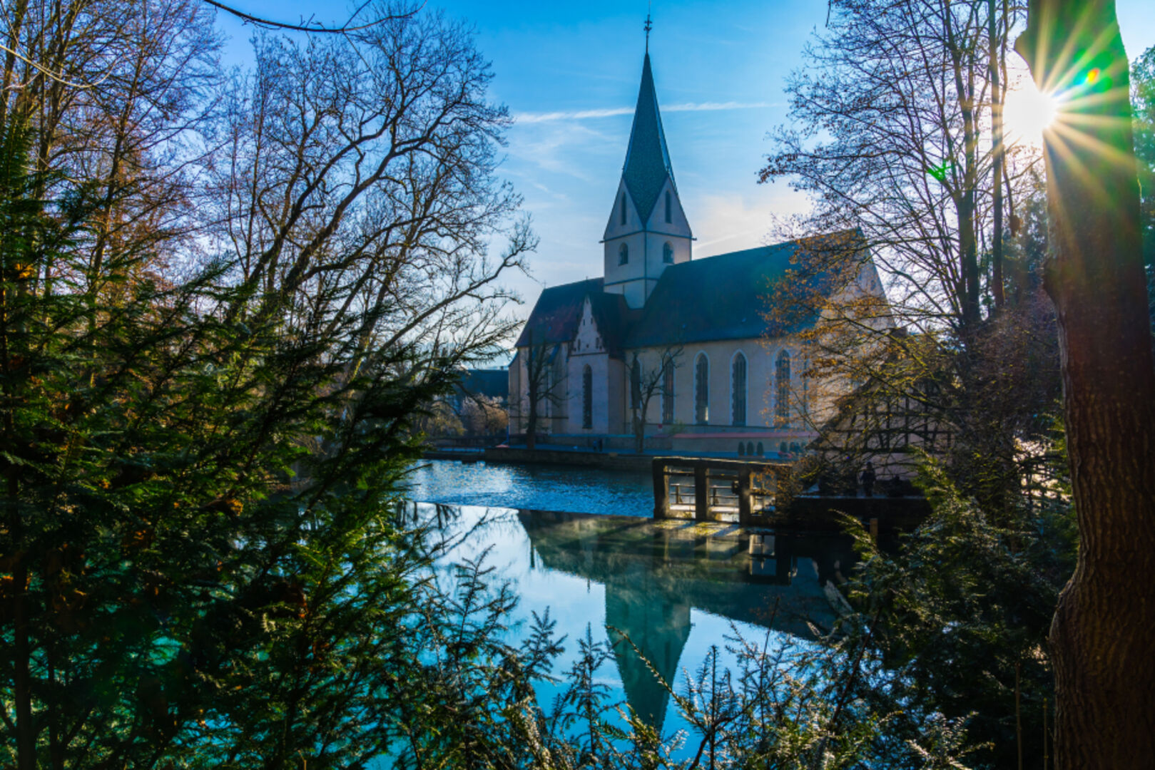 Blaubeuren in Deutschland | Credit: iStock.com/Simon Dux