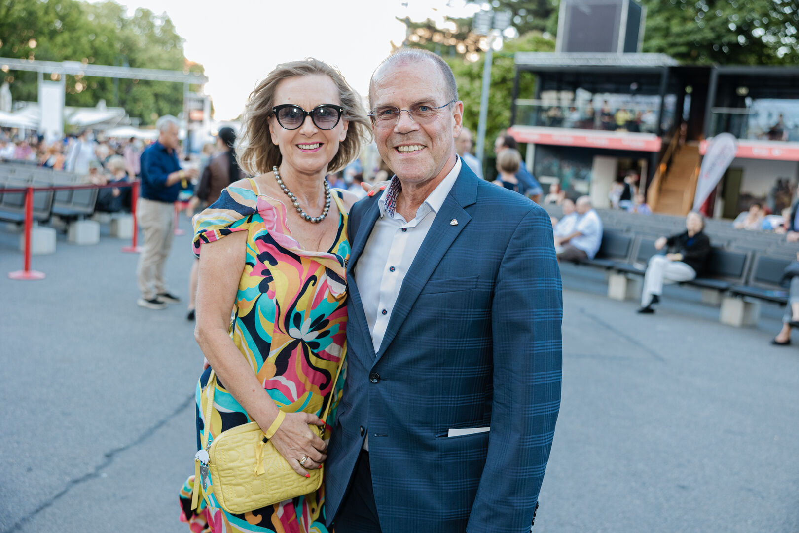 Dame mit Peter Dobcak