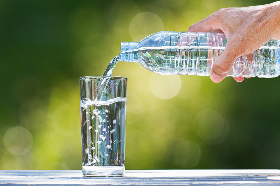 Temperiertes Wasser tut dem Körper besonders gut | Credit: iStock.com/shark_749