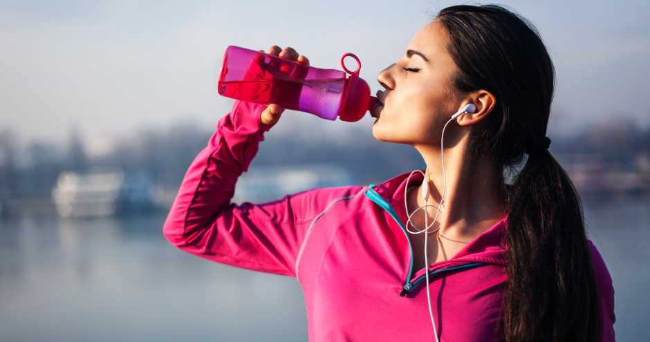 Der Körper besteht zu fast 70 Prozent aus Wasser | Credit: iStock.com/Peacefulwarrior93