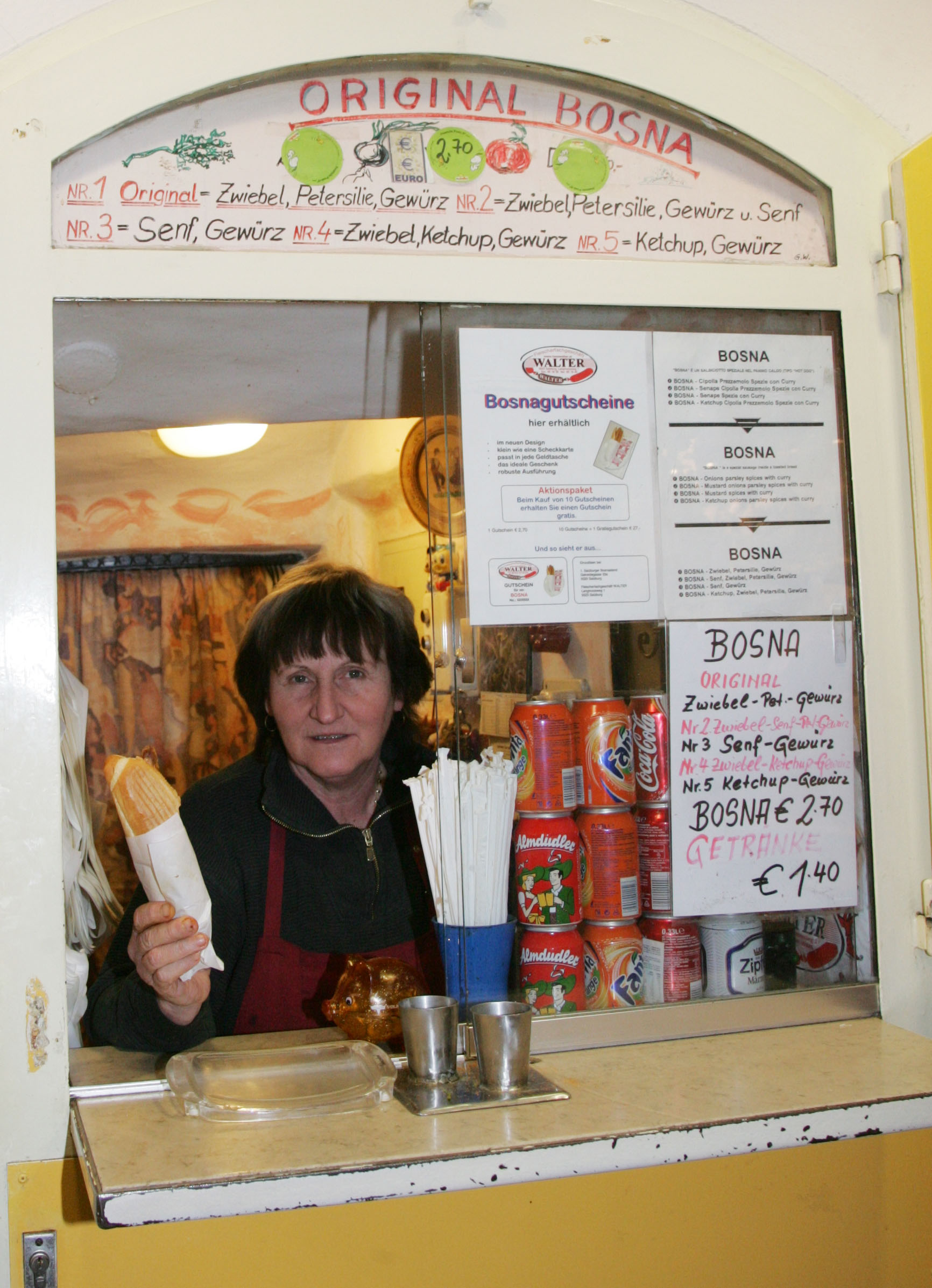 Original Bosna vom Balkan-Grill | Credit: www.neumayr.cc