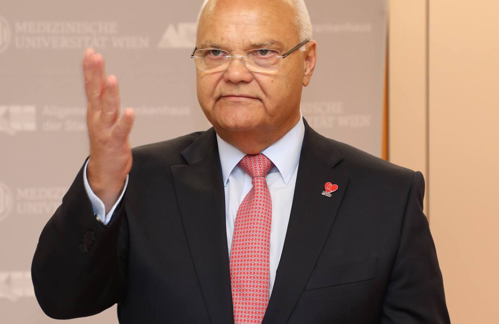 Porträt des Wiener SPÖ-Politikers Harry Kopietz