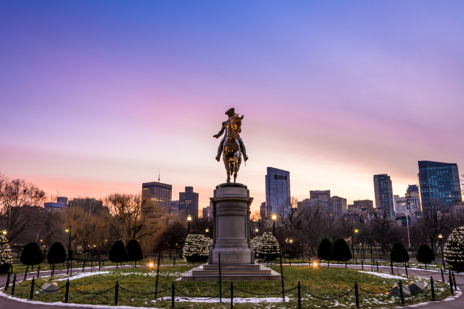 George Washington Monument im Public Garden in Boston | Credit: iStock.com/Chansak Joe
