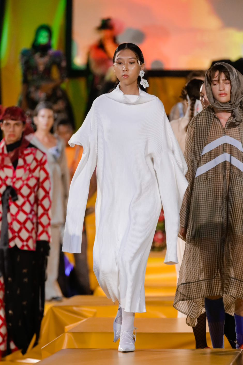 Model in Kreation von Christina Seewald | Credit: Thomas Lech/picturedesk.com