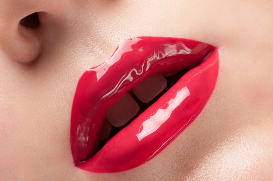 Glossy Lips | Credit: iStock.com/SergeyTay