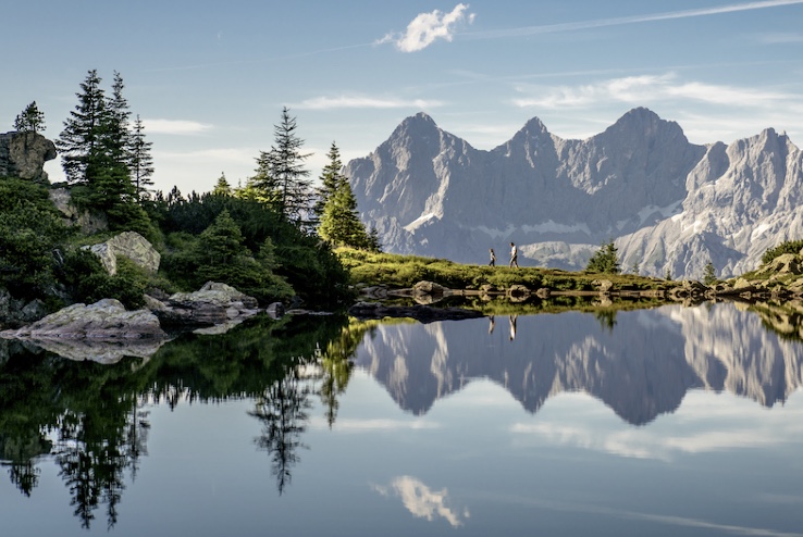 Steirischer Kraftplatz: Dachstein mit Spiegelsee | Credit: Steiermark Tourismus/photo-austria.at
