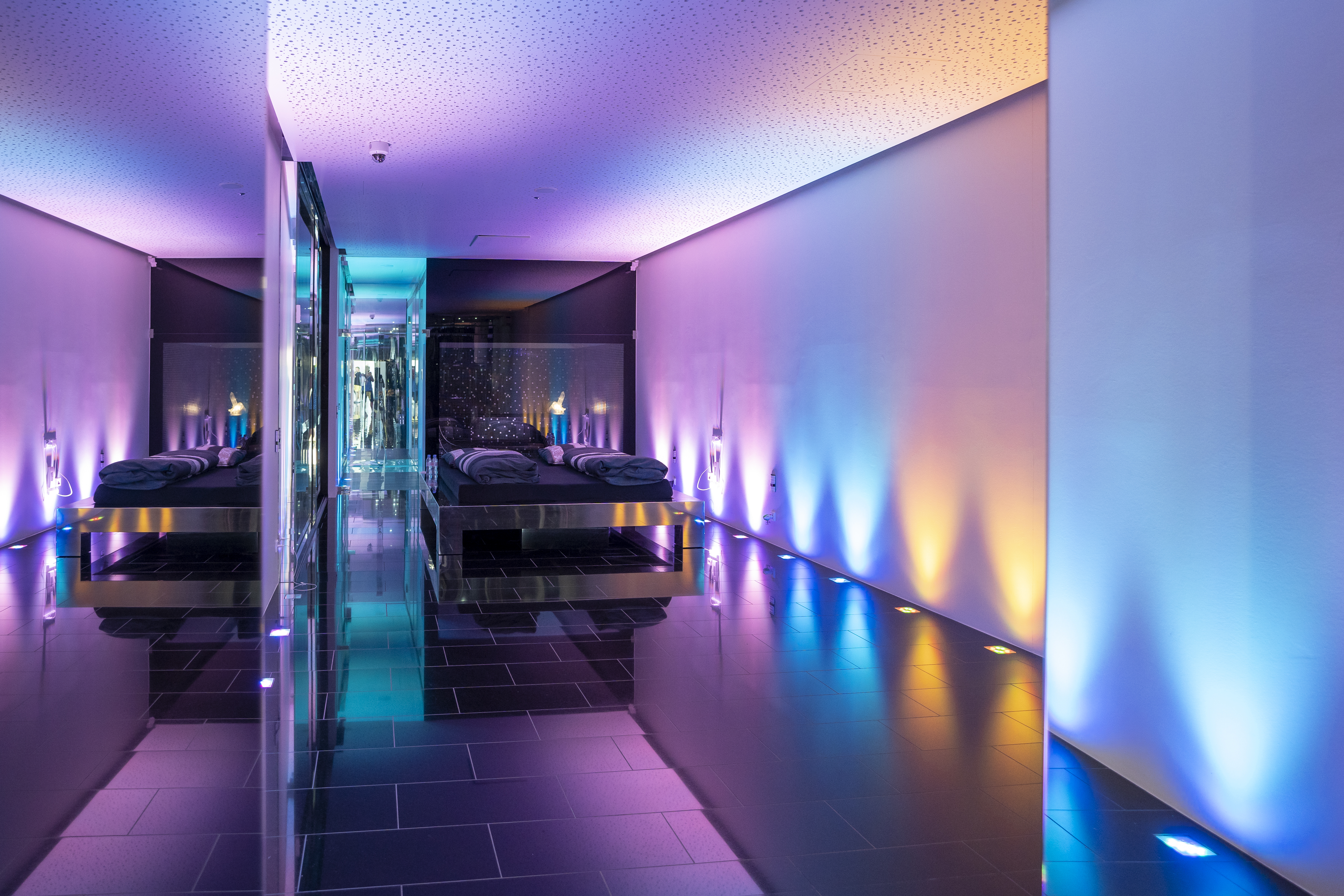 Das Schlafzimmer mit integrierter Dampfsauna