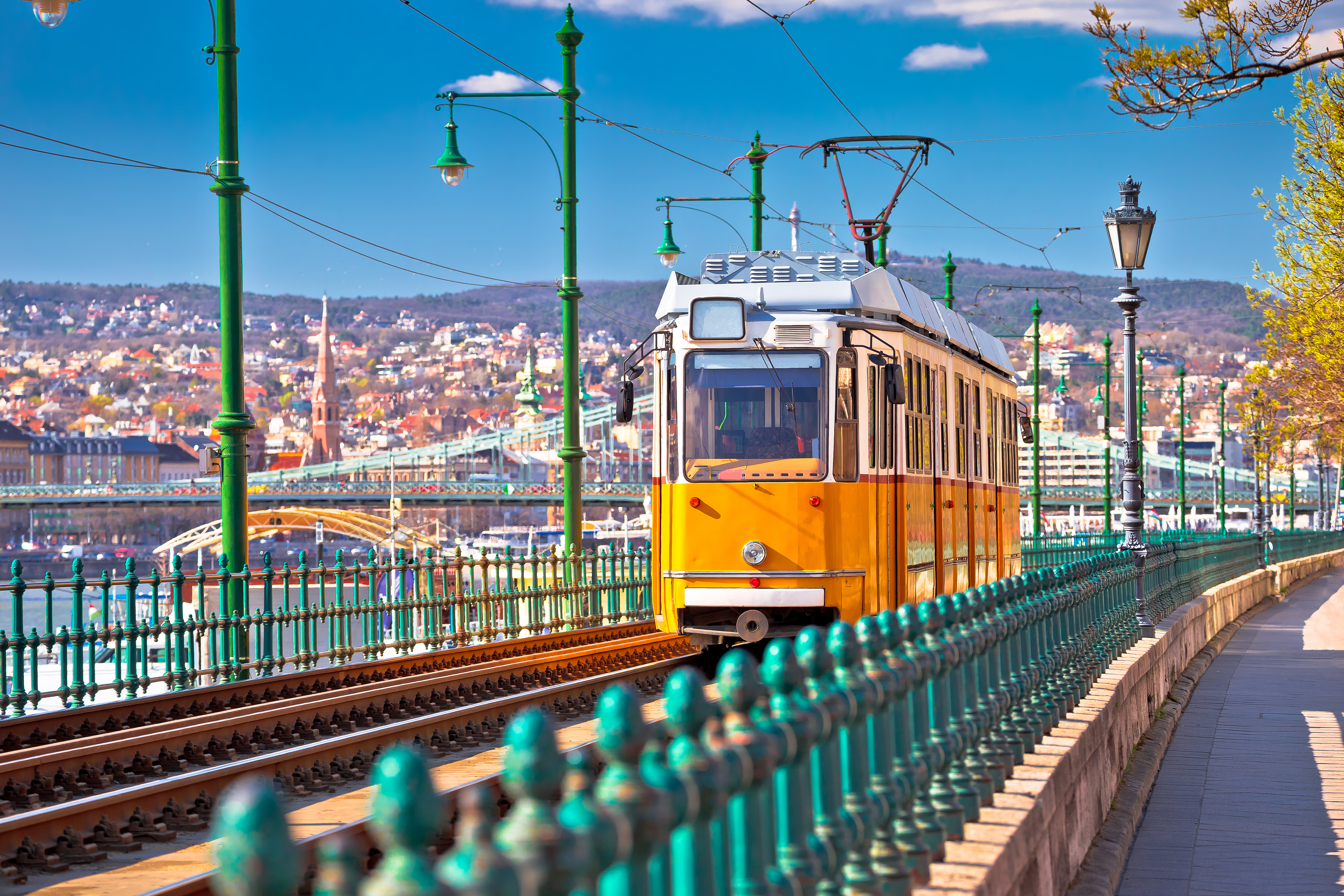 Gelbe Tram in Budapest | Credit: iStock.com /xbrchx