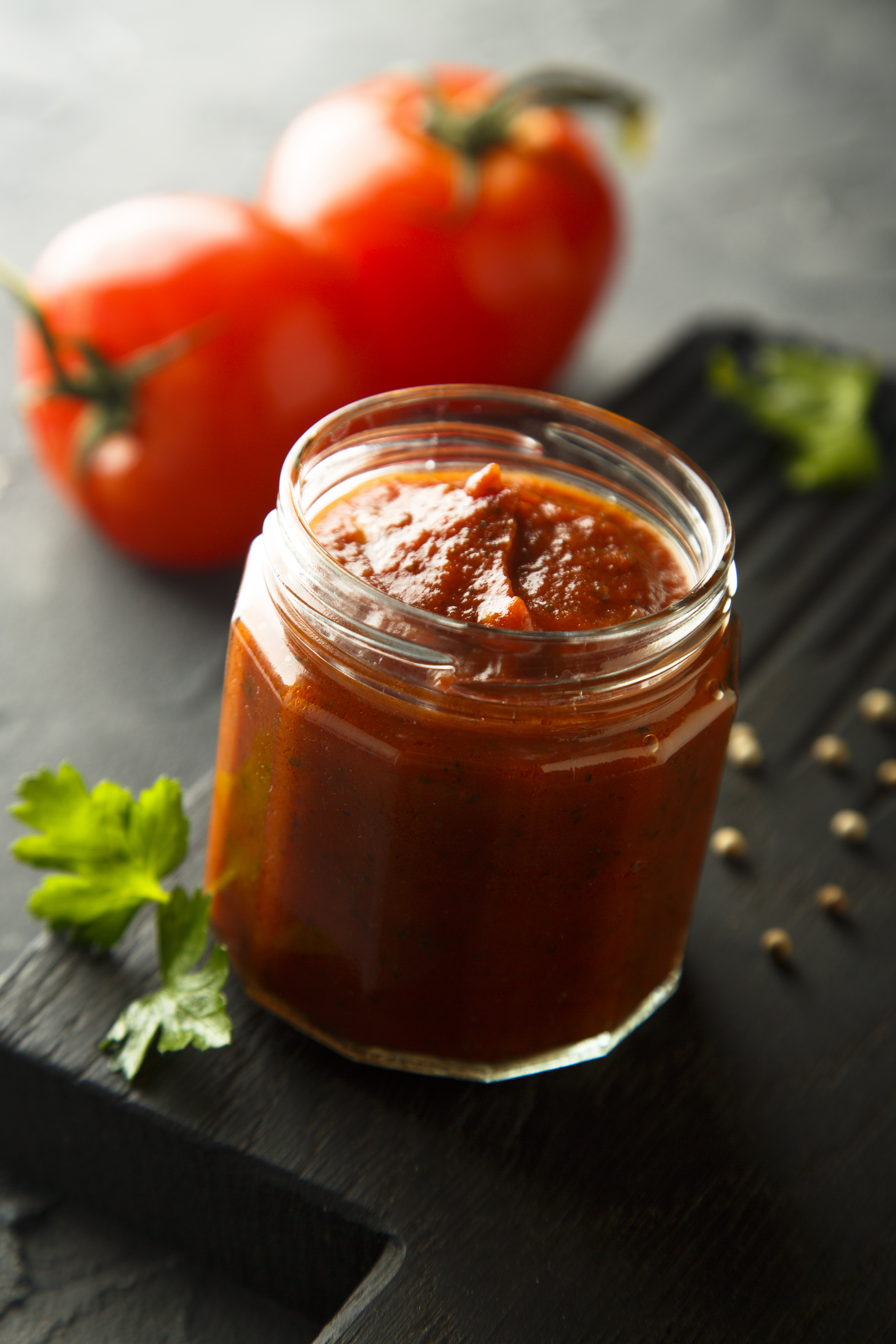 Selbstgemachtes Ketchup | Credit: Getty Images/iStockphoto/Mariha-kitchen