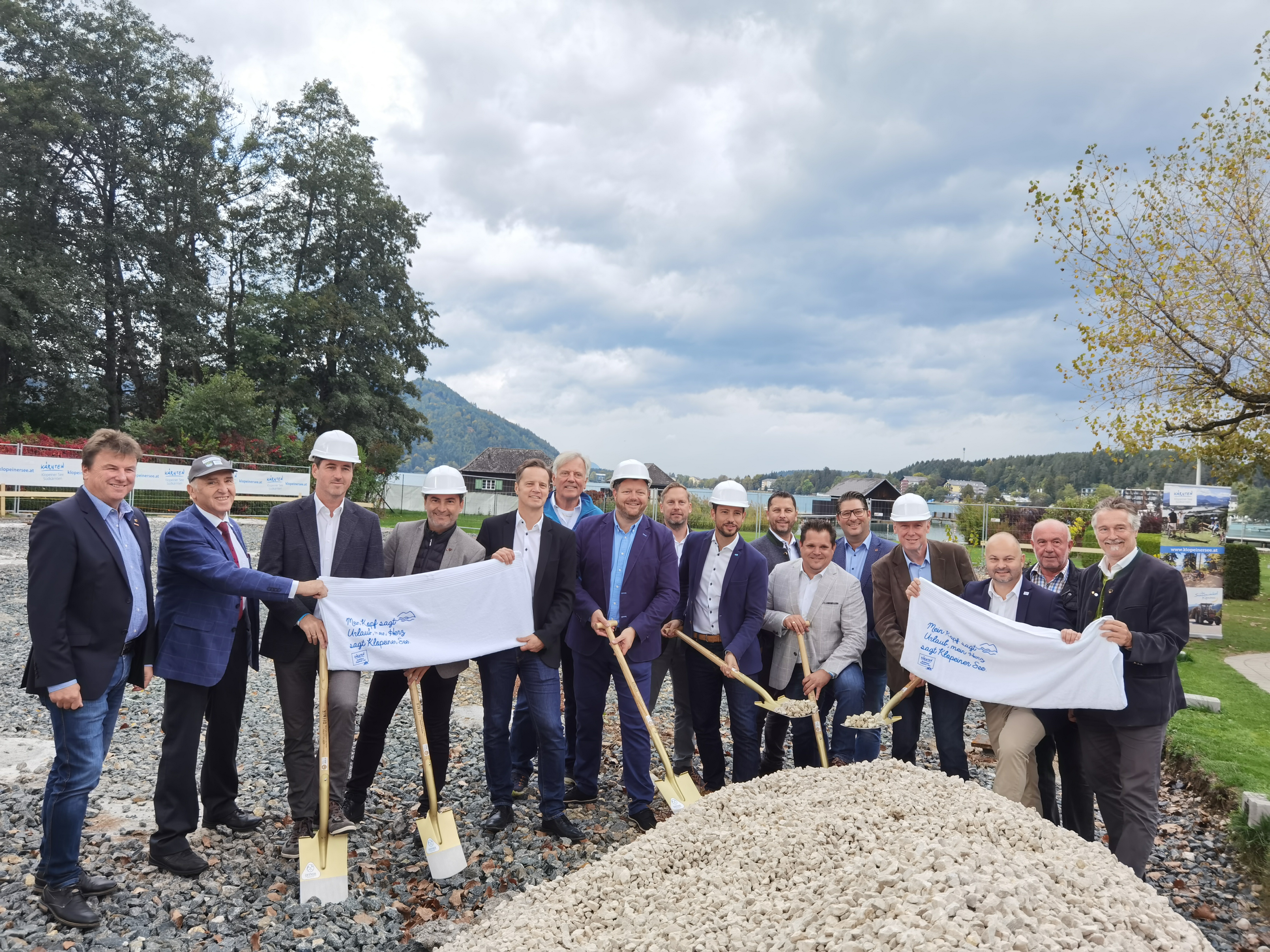 Spatenstich 3. Kärntner Badehaus