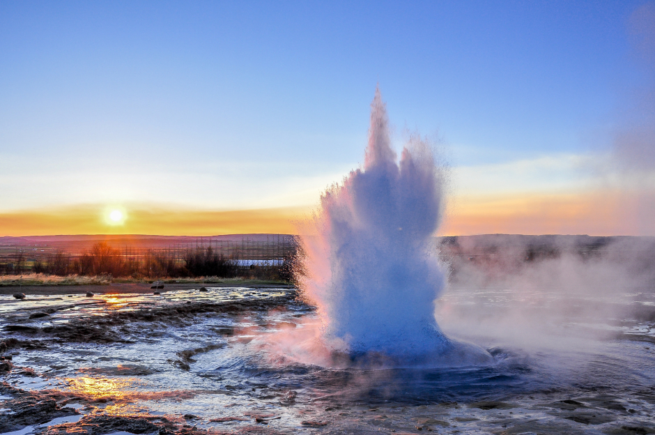 Geysir in Island | Credit: iStock.com/Ondrej Bucek