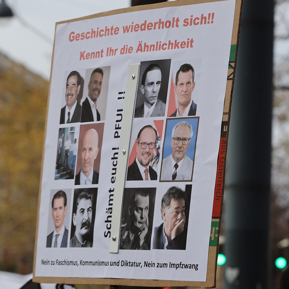 Mitglieder der Bundesregierung wurden mit Nazi-Verbrechern verglichen