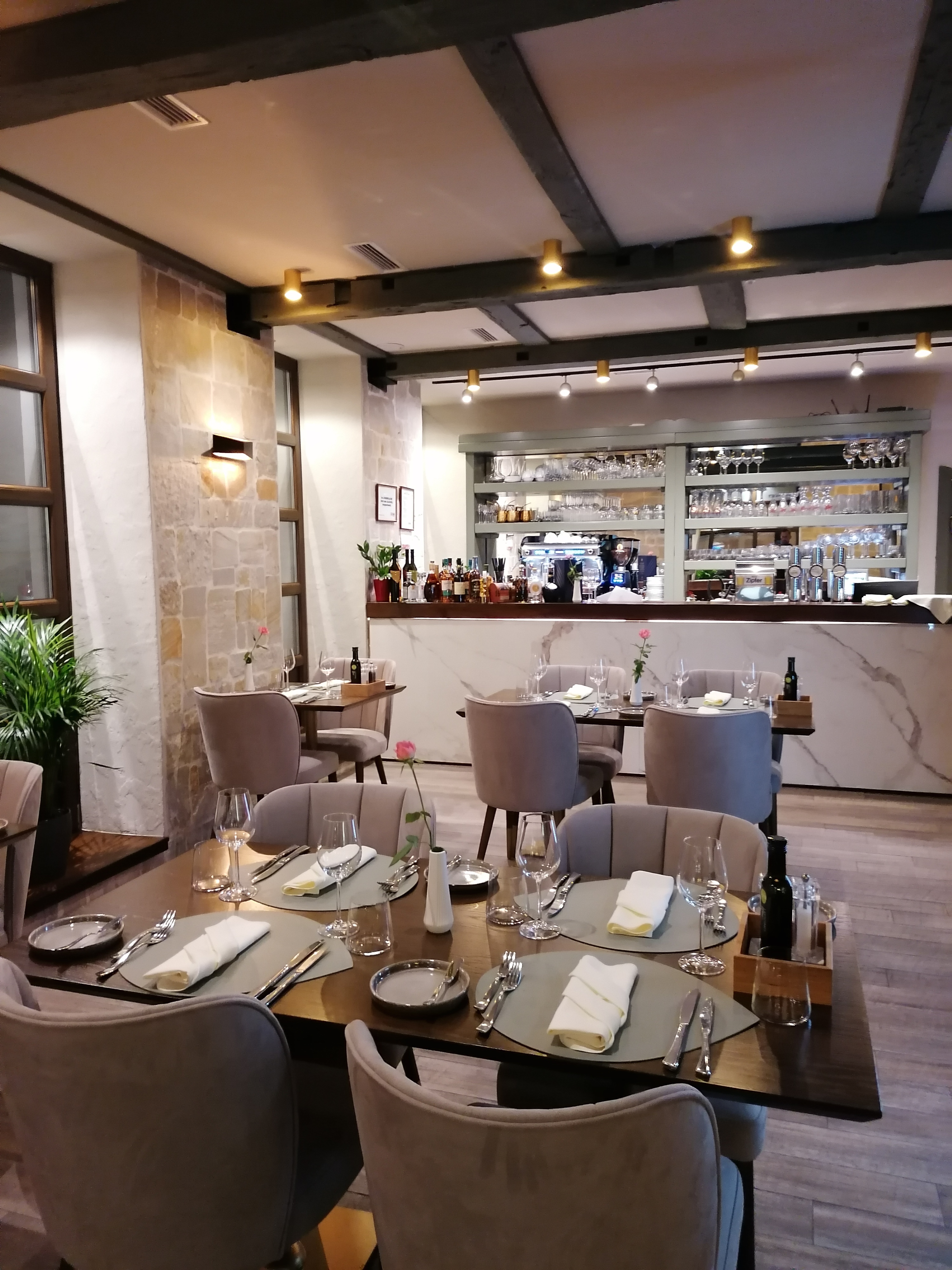 Blick ins neue Steakrestaurant „Domi &amp; Co´s“ | Credit: Daniel Schaler