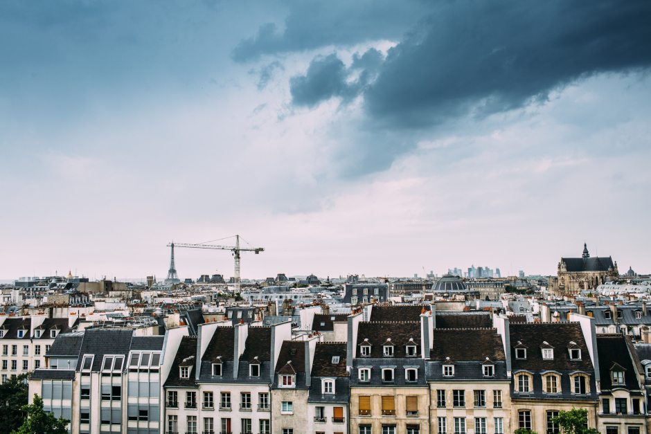 Blick auf Paris vom Gipfel des George Pompidou Center | Credit: iStock.com/izhairguns