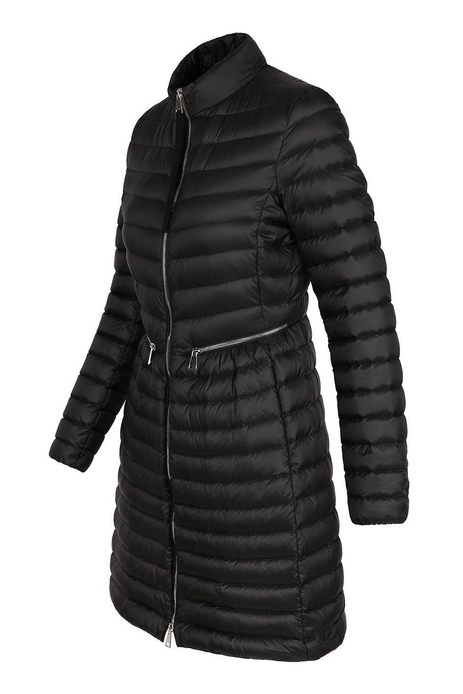 Puffer Jacket aus schwarzem Leder | Credit: iStock.com/Lidiya Buzuevskaya