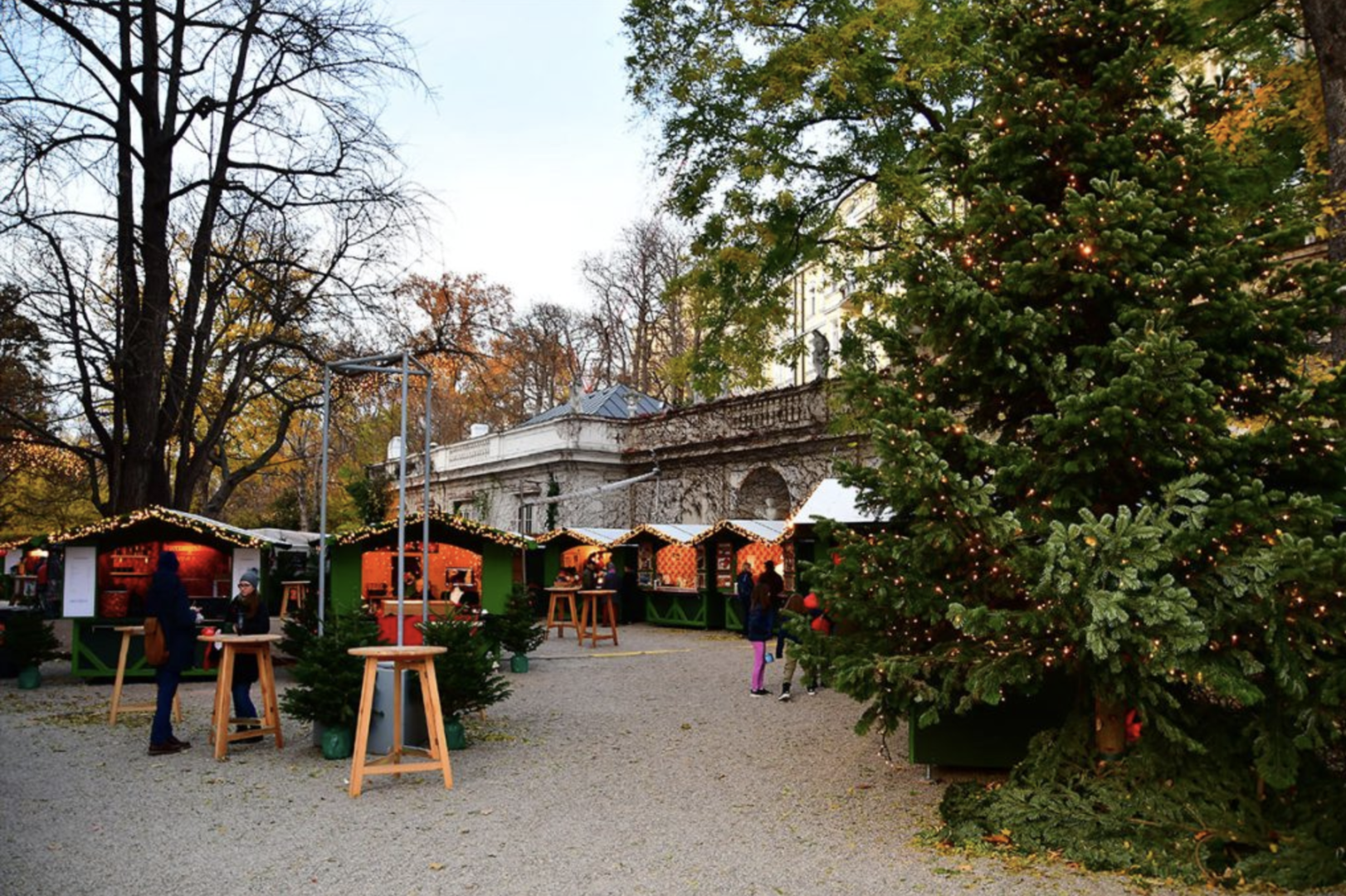 Neuer Adventmarkt im Gartenpalais | Credit: www.adventimgartenpalais.at
