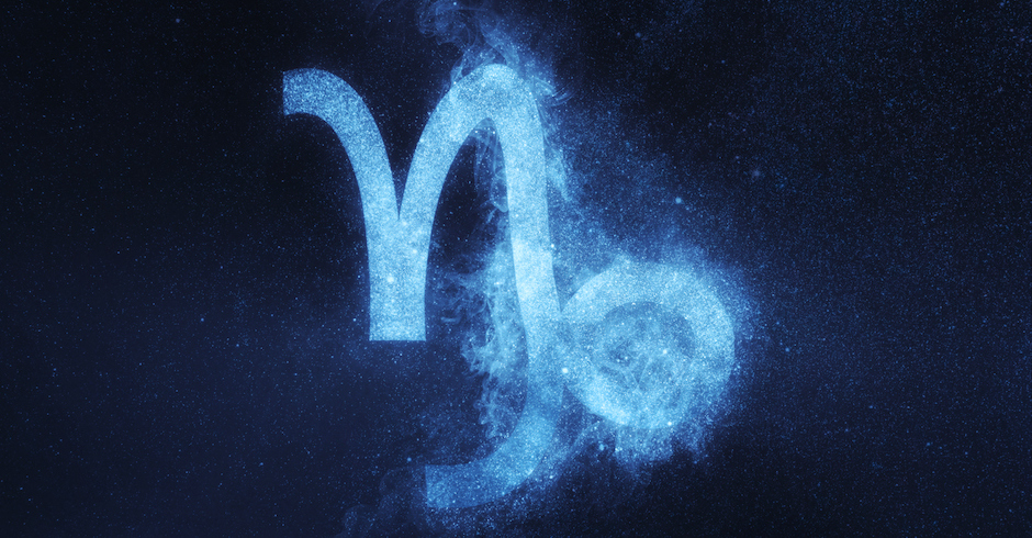 Symbol Sternzeichen Steinbock vor Sternenhimmel.